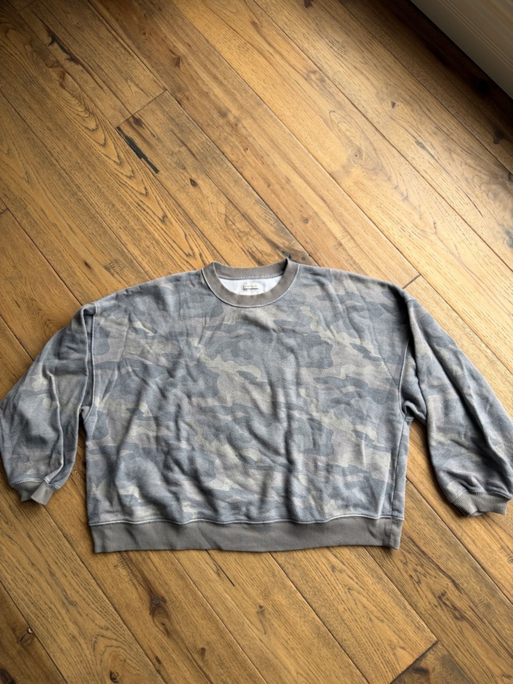 American Eagle Outfitters Women's Gray Camo Crewneck Sweater